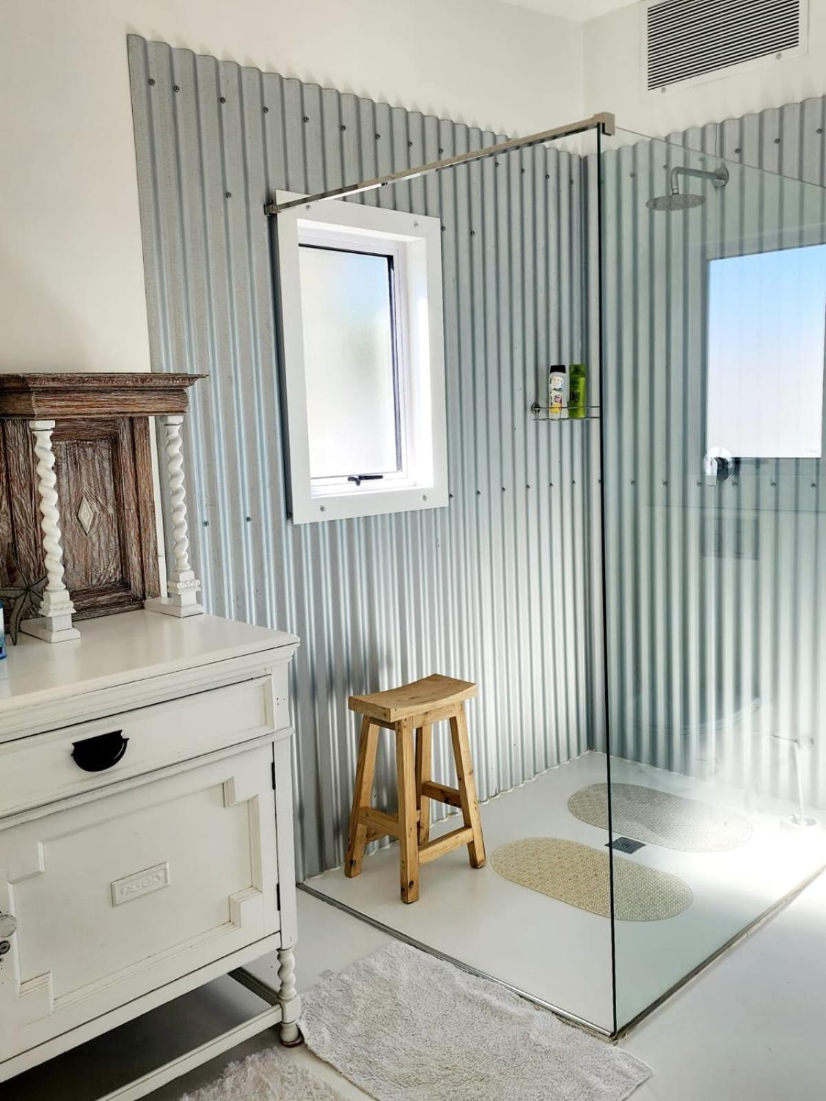 4 On Highworth Apartments And Studios Cape Town Bagian luar foto