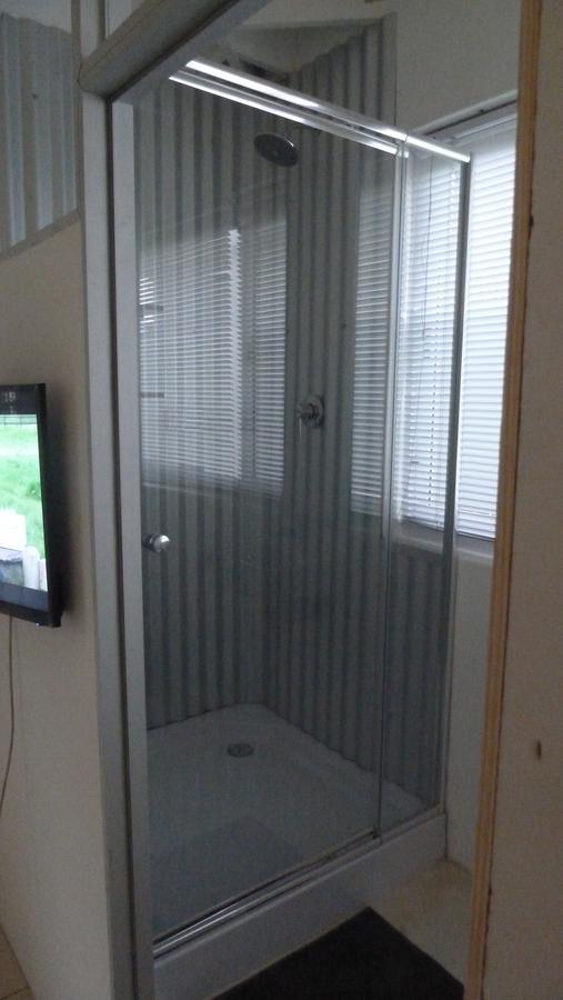 4 On Highworth Apartments And Studios Cape Town Bagian luar foto