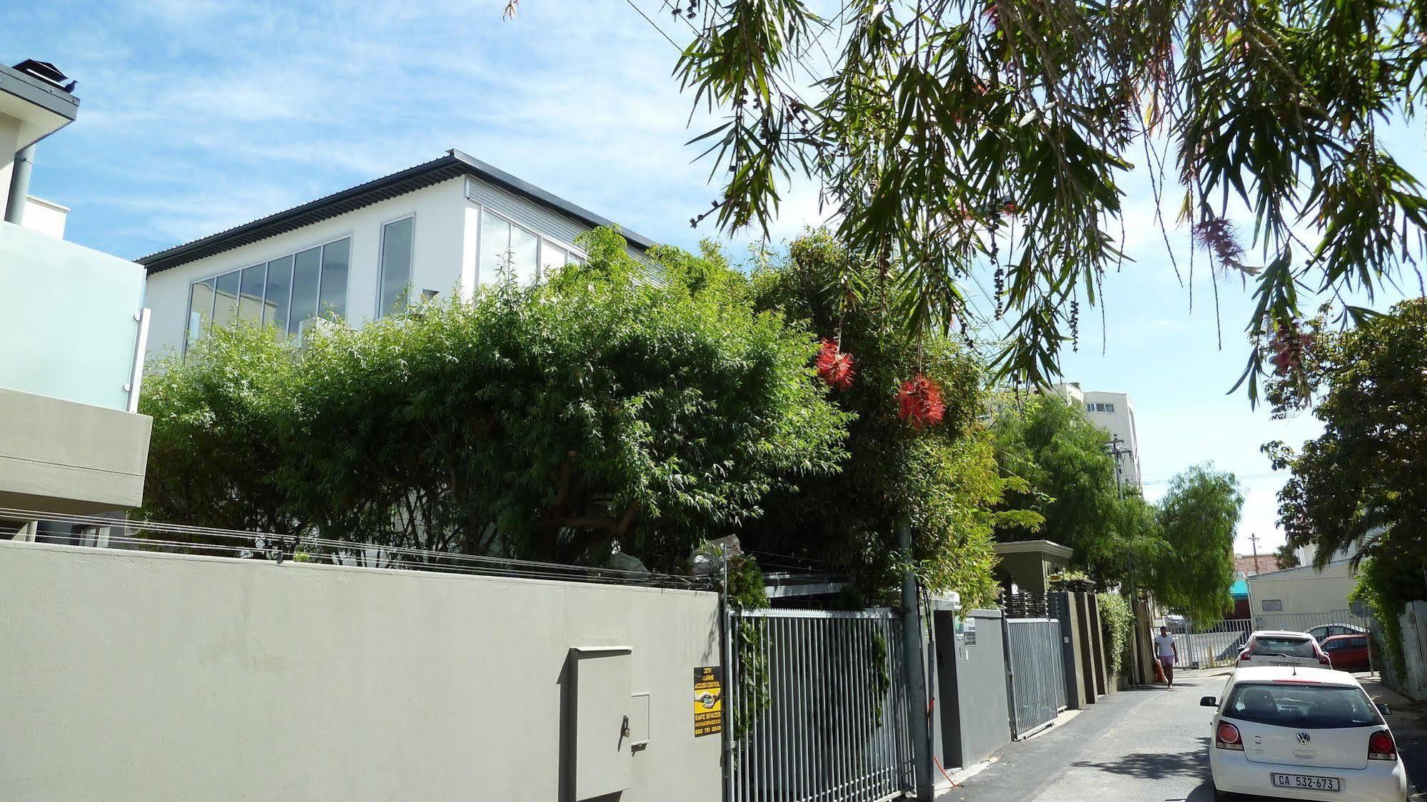 4 On Highworth Apartments And Studios Cape Town Bagian luar foto